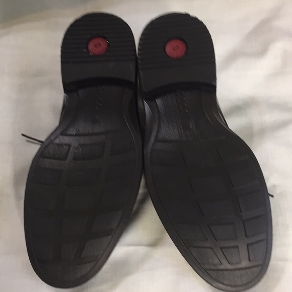 Like New !! Ecco Men’s Shoes - Picture 4 of 8